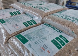 Wysokiej jakości pellet drzewny 15 kg